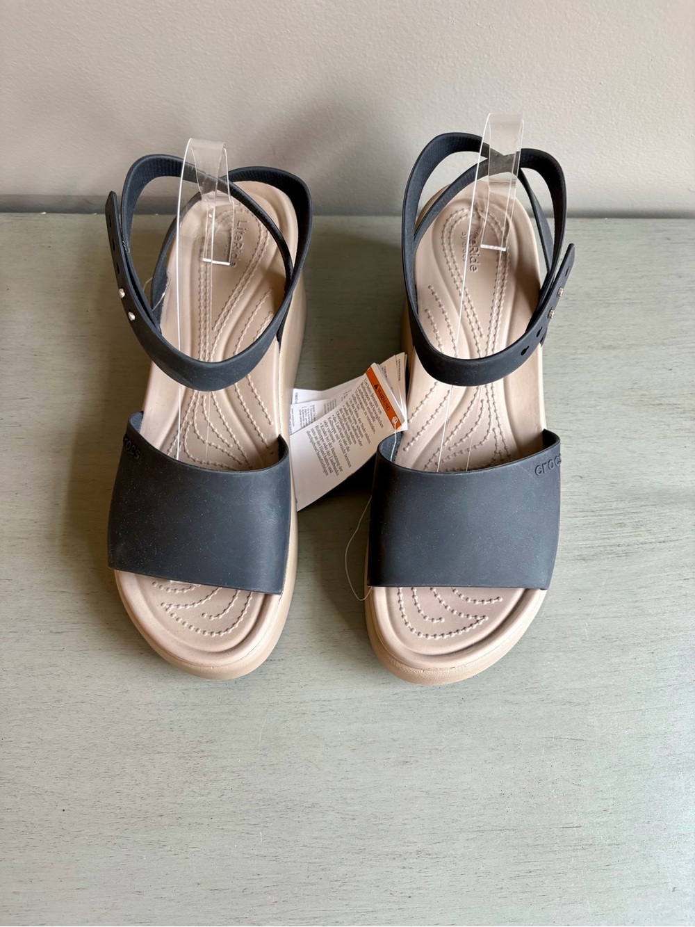 Crocs Brooklyn Ankle Strap Wedge Sandal Black Tan Women Size 11 NEW Summer - Picture 11 of 16
